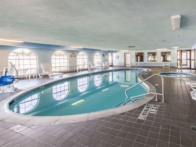 Quality Suites Burleson - Ft Worth Екстер'єр фото