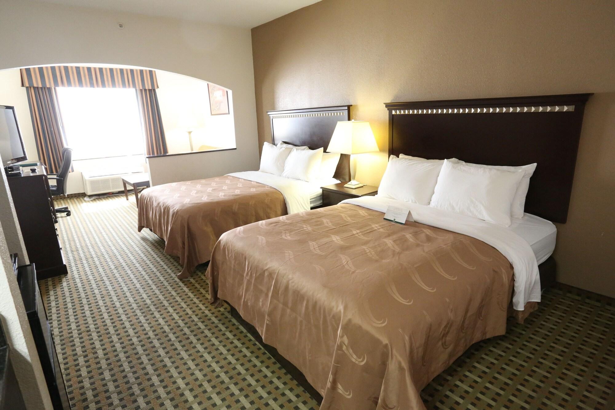 Quality Suites Burleson - Ft Worth Екстер'єр фото