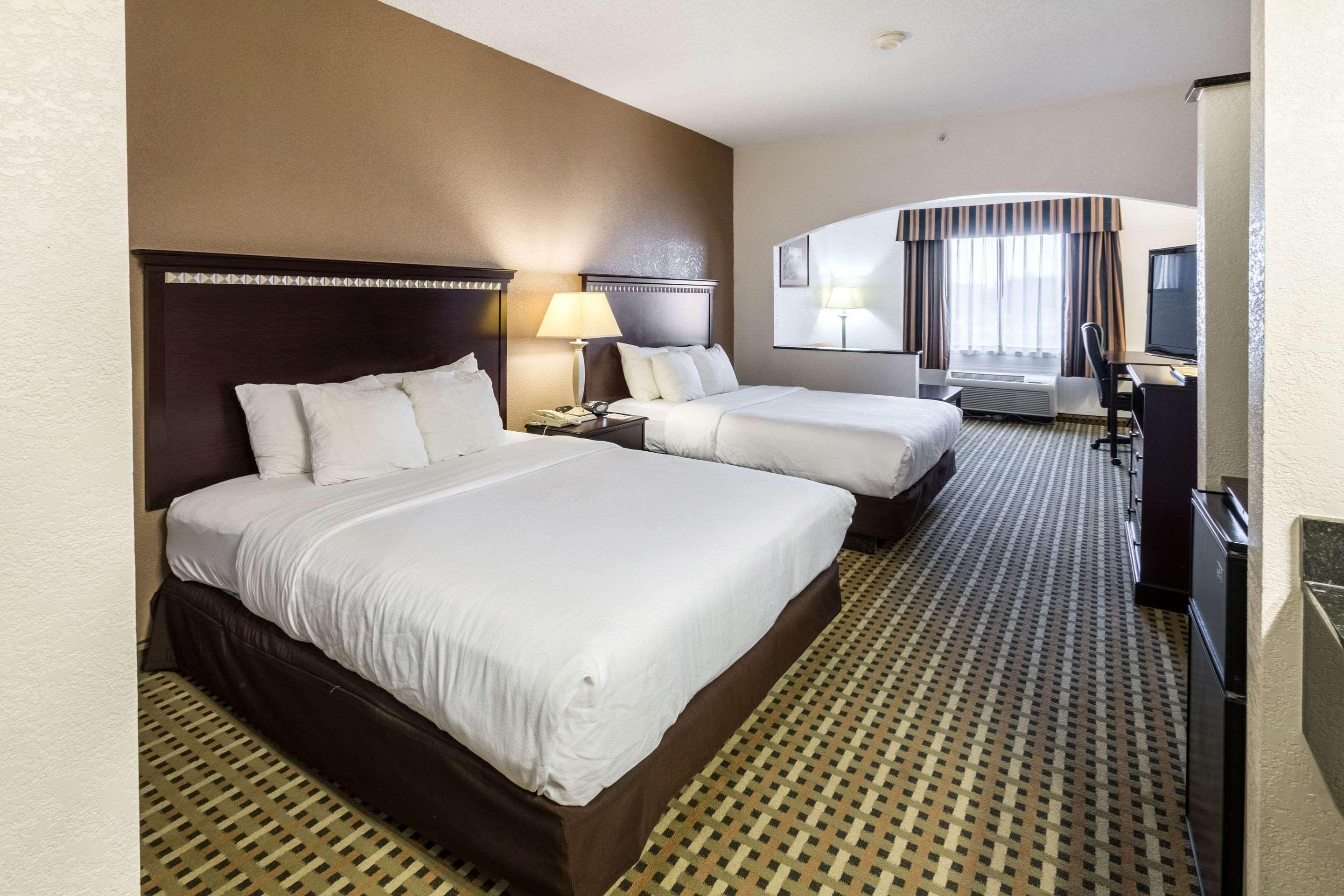 Quality Suites Burleson - Ft Worth Екстер'єр фото