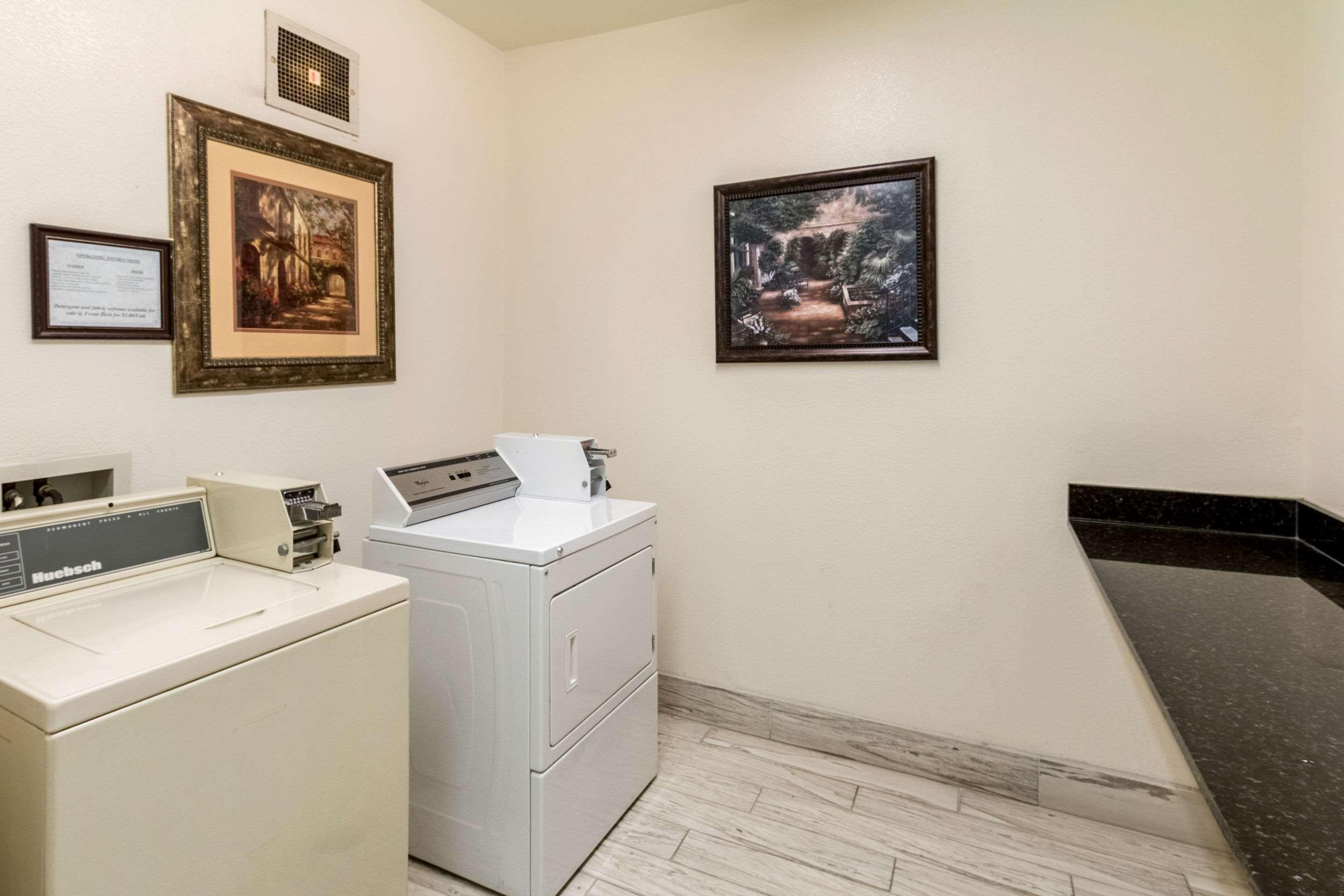 Quality Suites Burleson - Ft Worth Екстер'єр фото