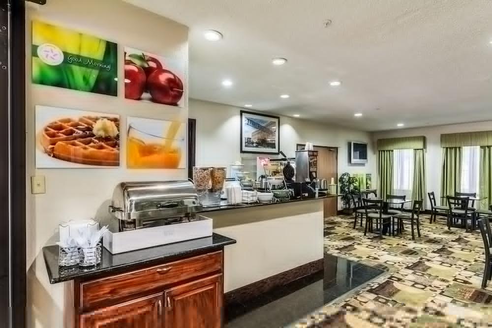 Quality Suites Burleson - Ft Worth Екстер'єр фото