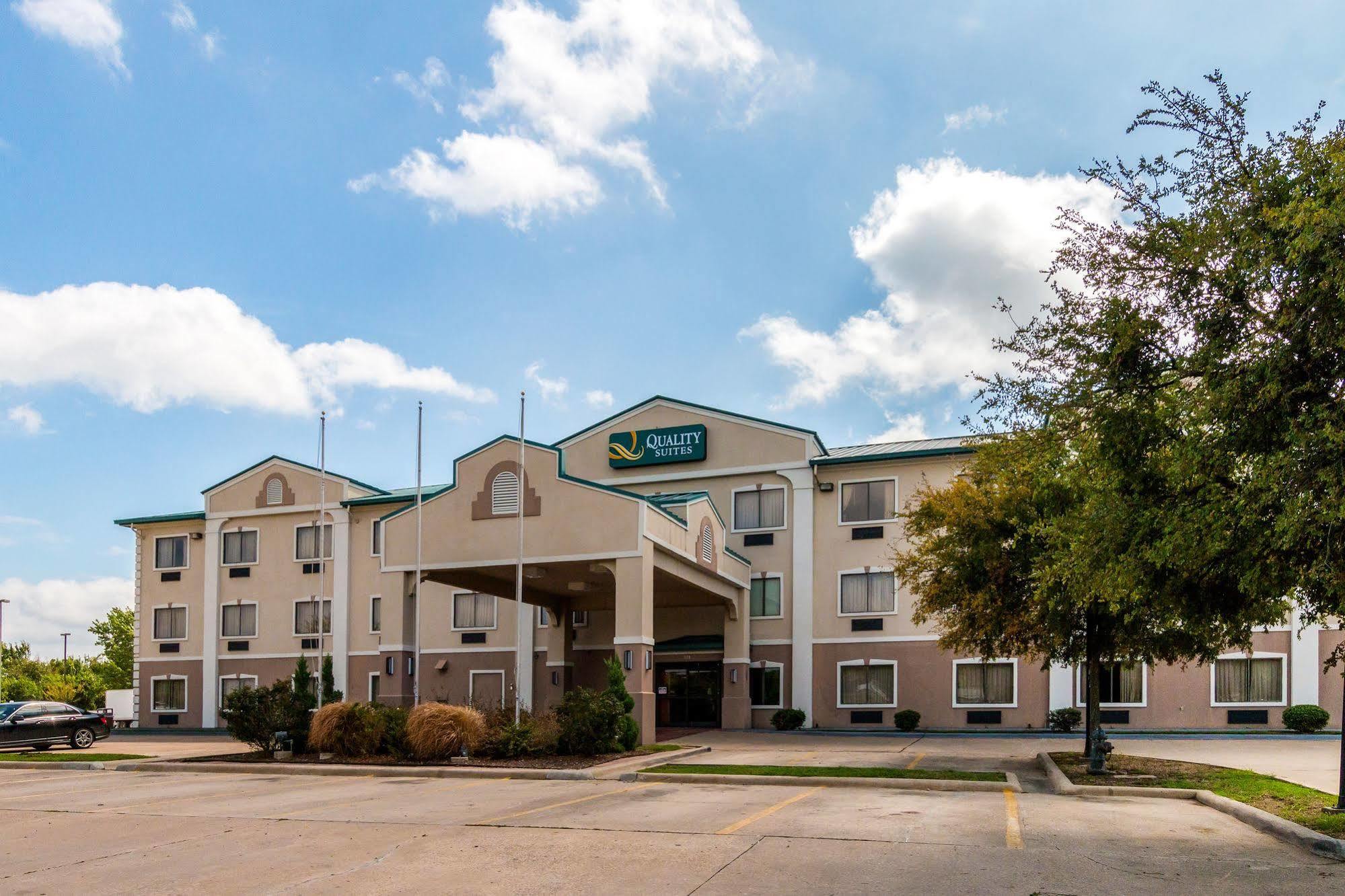 Quality Suites Burleson - Ft Worth Екстер'єр фото